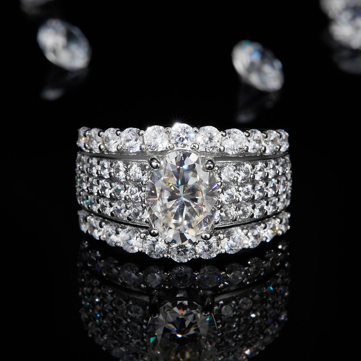 豪华满钻蛋形女戒S925银镀白金定制选款主石莫桑钻2.0ct/副石高碳钻