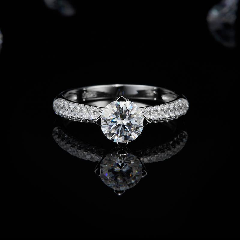 单头Women's RingS925银镀白金Women's Ring定制选款主石Moissanite1.0ct/副石高碳钻