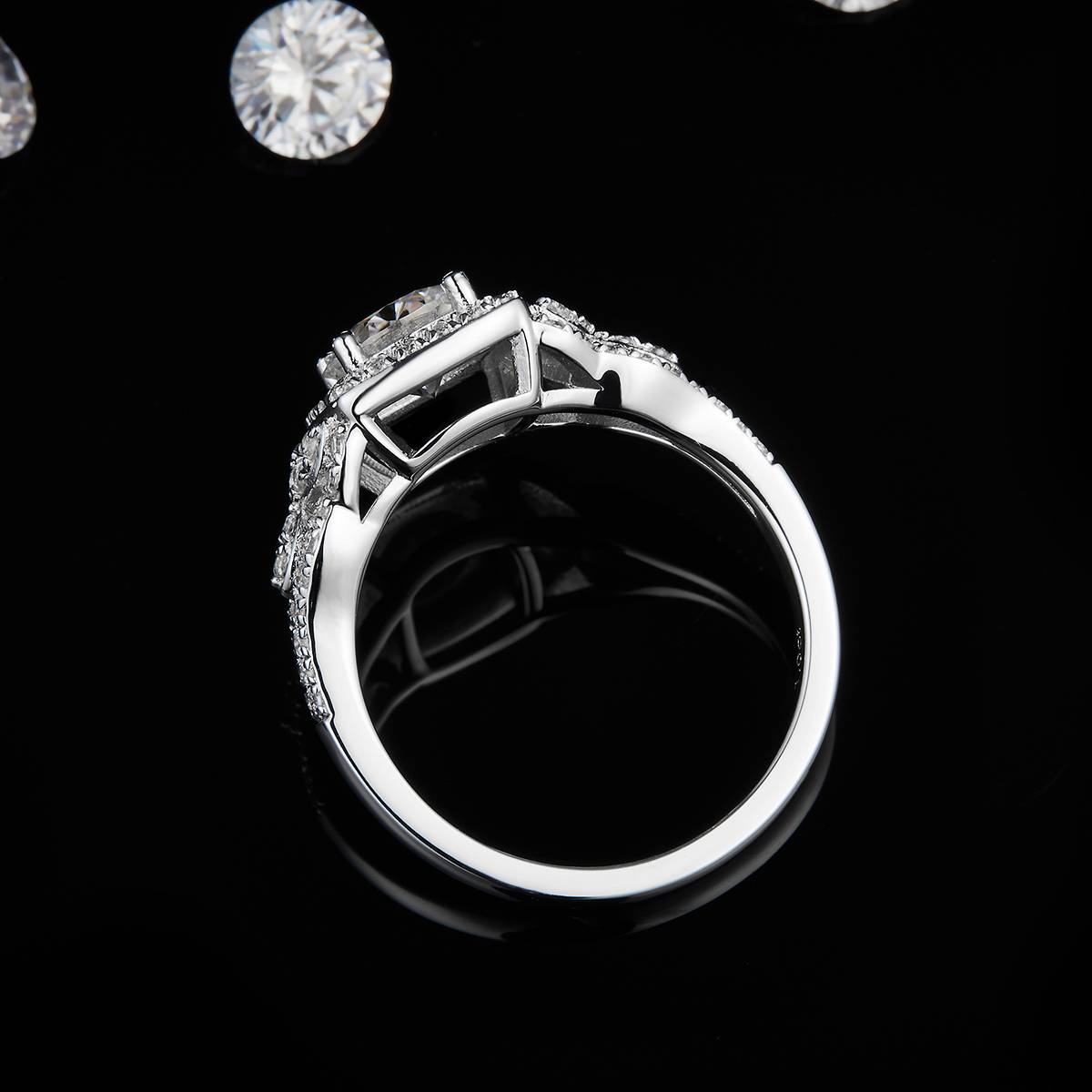 Luxury Full Diamond Women's Ring S925 Silver Plated Platinum Customized Selection Main Stone Moissanite 1.0ct/Secondary Stone High Carbon Diamond