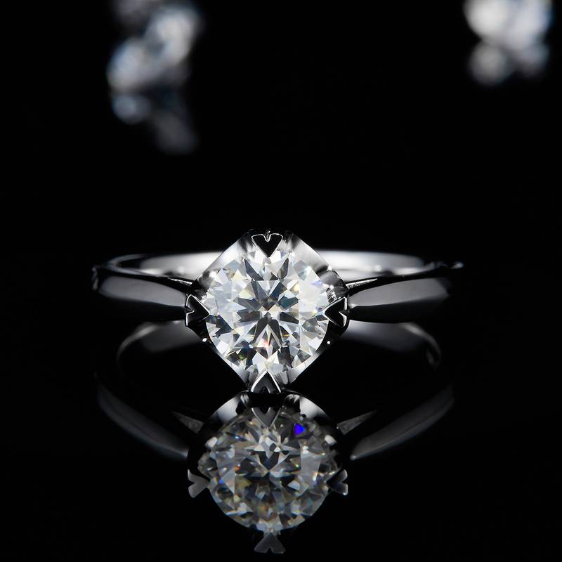 Love Four Claw Women's Ring S925 Silver Plated Platinum Customized Main Stone Moissanite Diamond 1.2ct