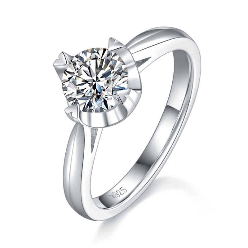 Love Four Claw Women's Ring S925 Silver Plated Platinum Customized Main Stone Moissanite Diamond 1.2ct