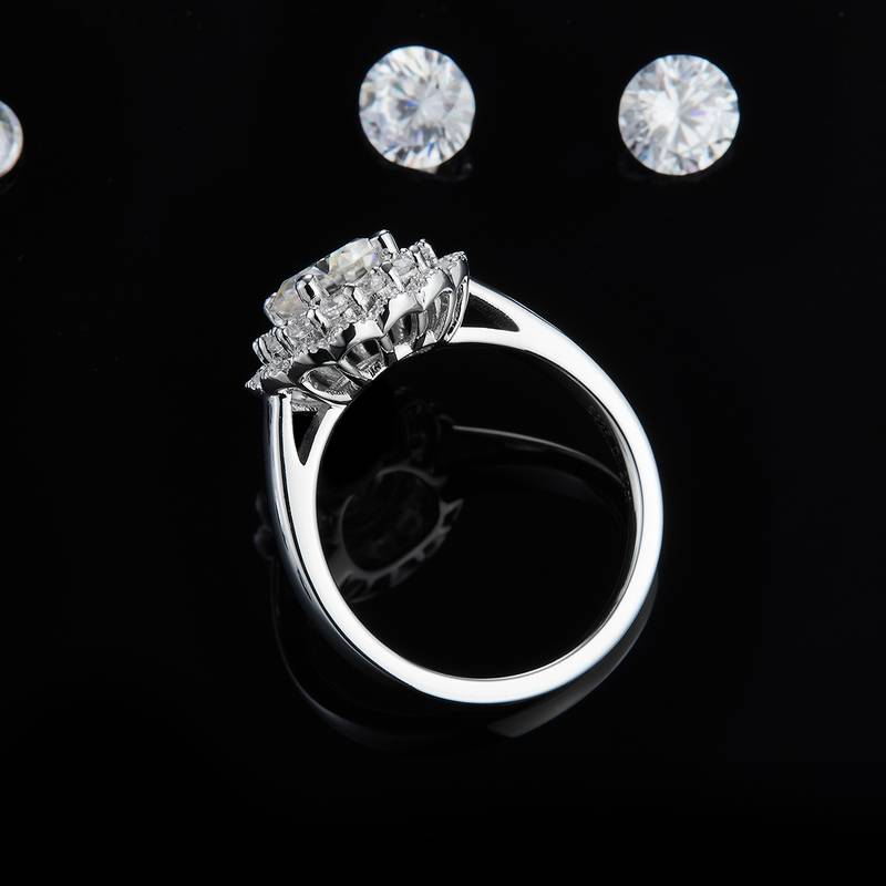 S925 silver plated platinum women's ring custom main stone moissanite 1.2ct/secondary stone high carbon diamond