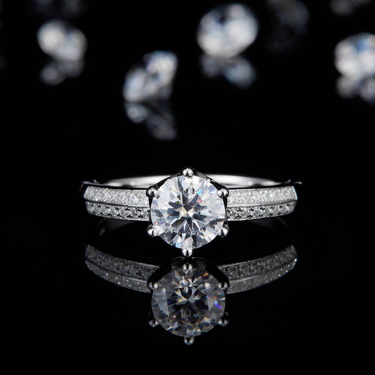 Heart to Heart Six Claw Women's Ring S925 Silver Plated Platinum Customized Main Stone Moissanite  1.0ct/Secondary Stone High Carbon Diamond