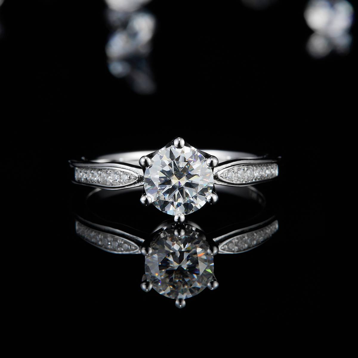 Simplified Six Claw Women's Ring S925 Silver Plated Platinum Customized Main Stone Moissanite  1.0ct/Secondary Stone High Carbon Diamond