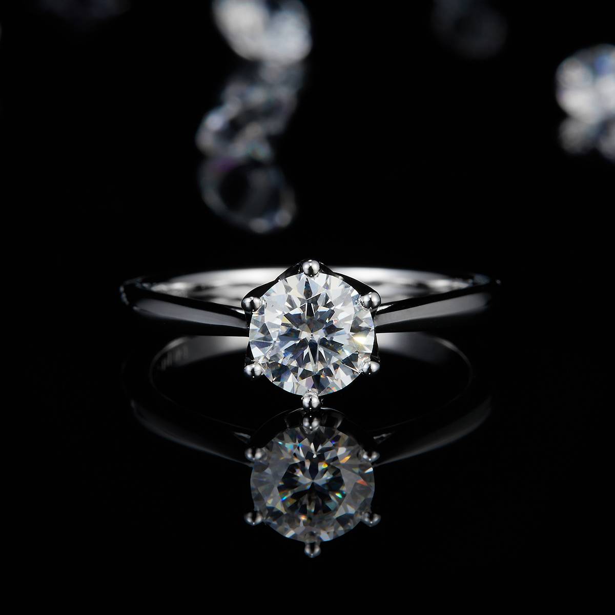 Six Claw Women's Ring S925 Silver Plated Platinum Customized Main Stone Moissanite  1.0ct