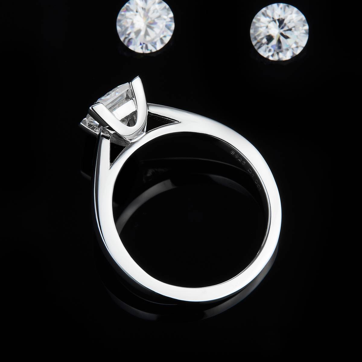 公主方女戒S925银镀白金定制主石莫桑钻1.0ct