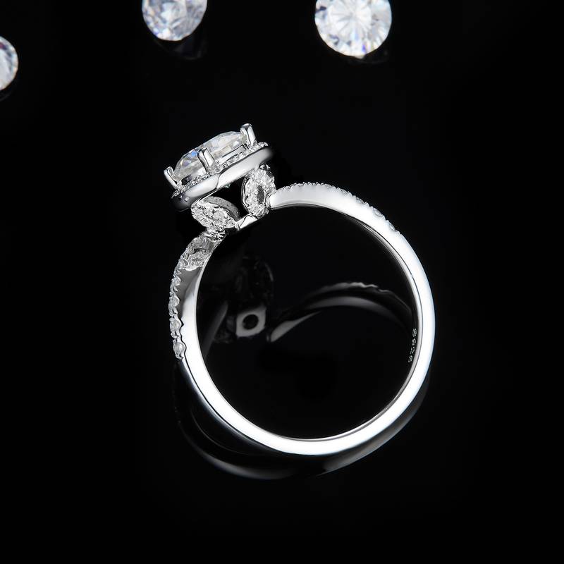 扭臂圆包Women's RingS925银镀白金定制选款主石Moissanite1.0ct/副石高碳钻