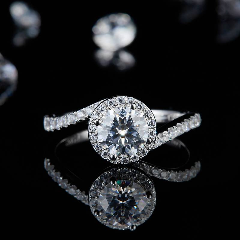 扭臂圆包Women's RingS925银镀白金定制选款主石Moissanite1.0ct/副石高碳钻