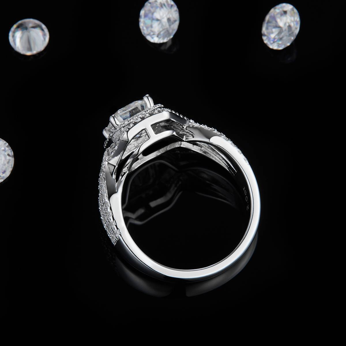 Light luxury emerald cut women's ring S925 silver plated platinum custom selection main stone Moissanite diamond 2.0ct/secondary stone high carbon diamond