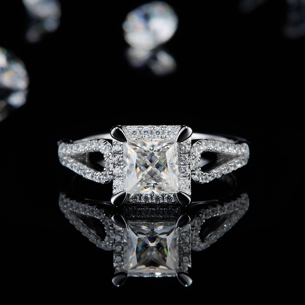 Light Luxury Princess Fang Women's Ring S925 Silver Plated Platinum Customized Selection Main Stone Moissanite Diamond 0.8ct/Secondary Stone High Carbon Diamond