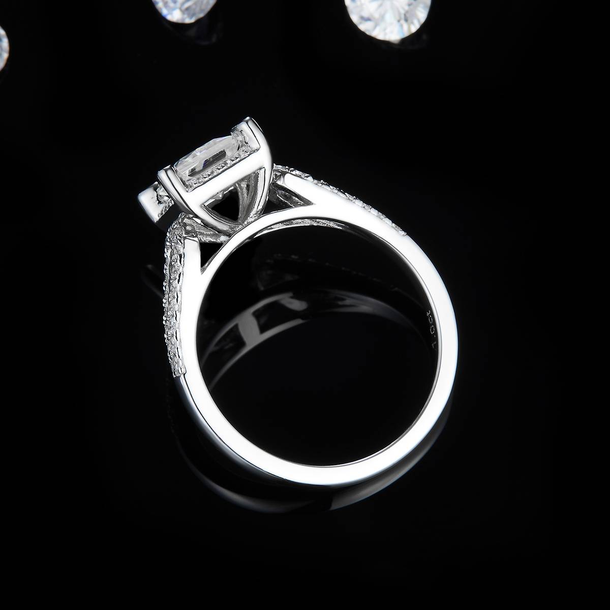 Light Luxury Princess Fang Women's Ring S925 Silver Plated Platinum Customized Selection Main Stone Moissanite Diamond 0.8ct/Secondary Stone High Carbon Diamond