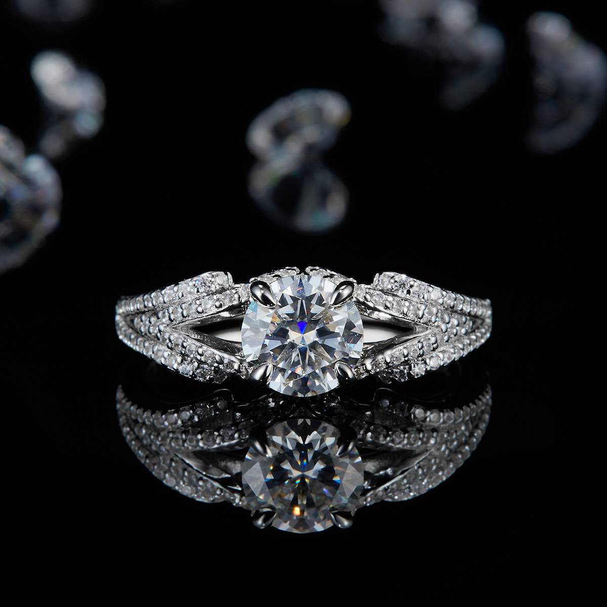 Light Luxury Four Claw Women's Ring S925 Silver Plated Platinum Customized Selection Main Stone Moissanite Diamond 1.0ct/Secondary Stone High Carbon Diamond