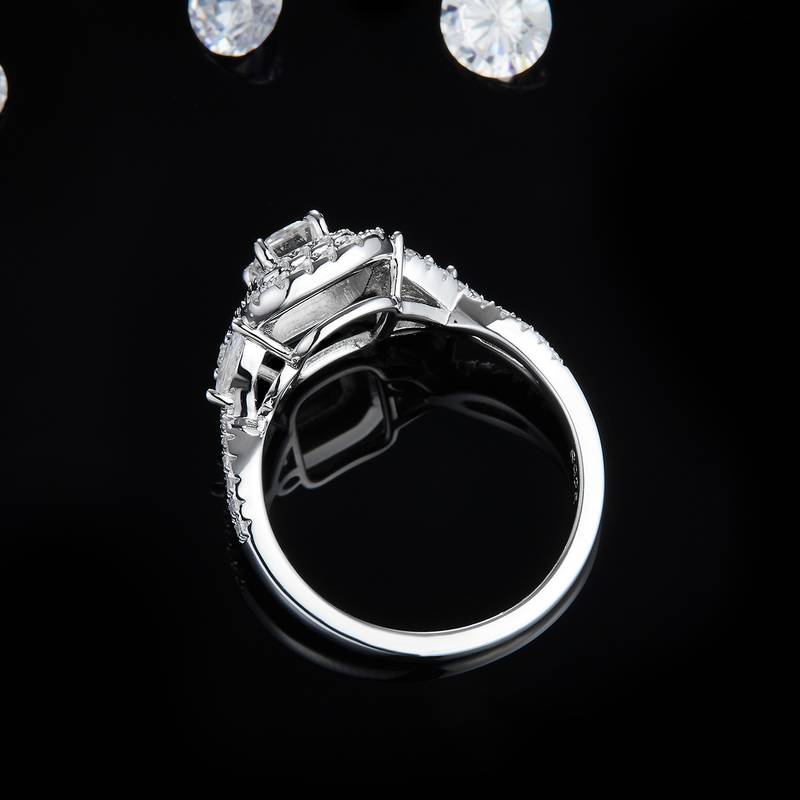 祖母切女戒S925银镀白金定制选款主石莫桑钻0.8ct/副石高碳钻