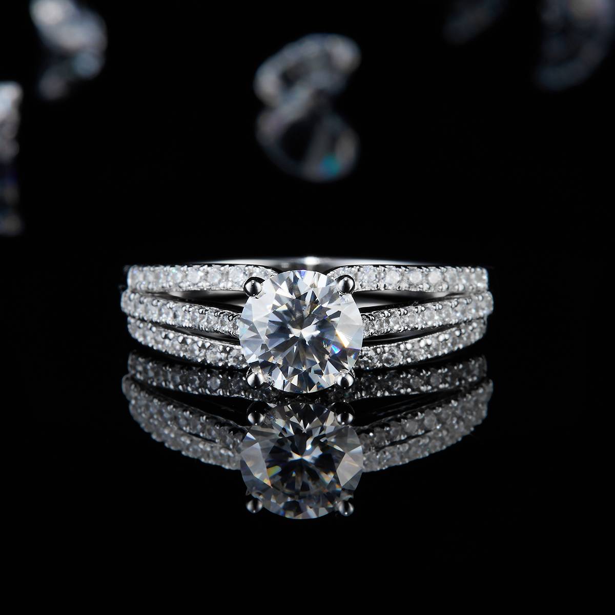 Light Luxury Four Claw Women's Ring S925 Silver Plated Platinum Customized Selection Main Stone Moissanite Diamond 1.0ct/Secondary Stone High Carbon Diamond