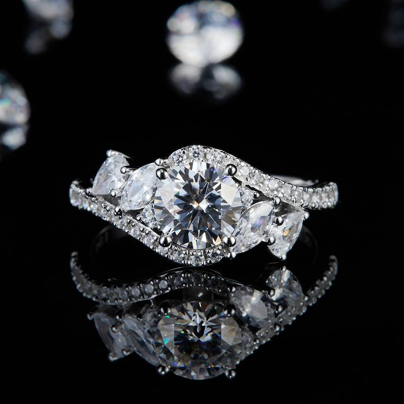 Affordable Luxury扭臂Women's RingS925银镀白金定制选款主石Moissanite1.0ct/副石高碳钻