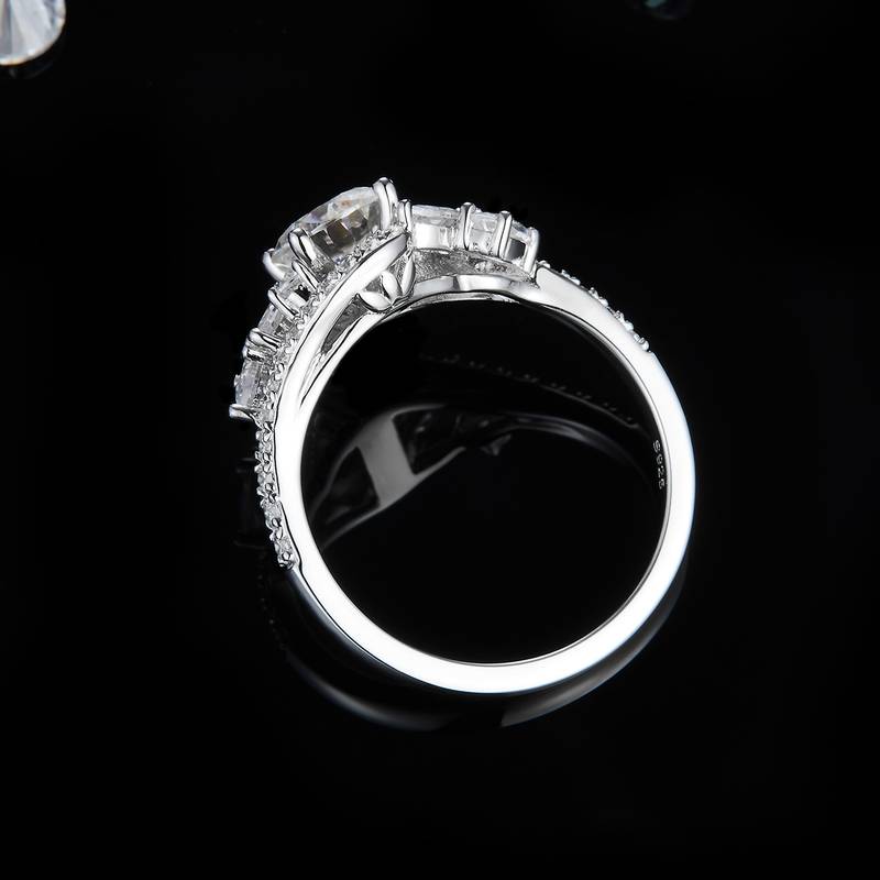 Affordable Luxury扭臂Women's RingS925银镀白金定制选款主石Moissanite1.0ct/副石高碳钻