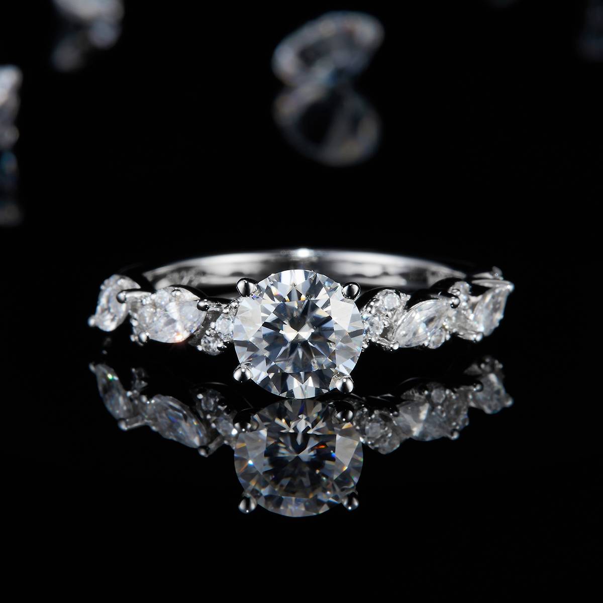 Single Head Women's Ring S925 Silver Plated Platinum Customized Selection Main Stone Moissanite Diamond 1.0ct/Secondary Stone High Carbon Diamond