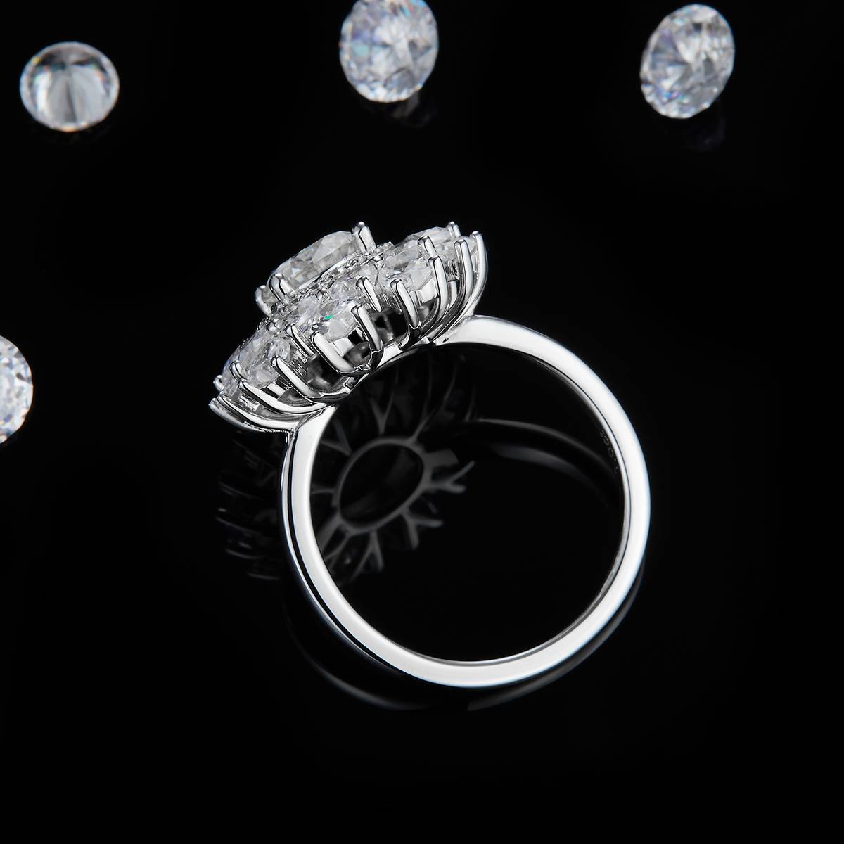 Luxury Full Diamond Women's Ring S925 Silver Plated Platinum Customized Selection Main Stone Moissanite 1.0ct/Secondary Stone High Carbon Diamond
