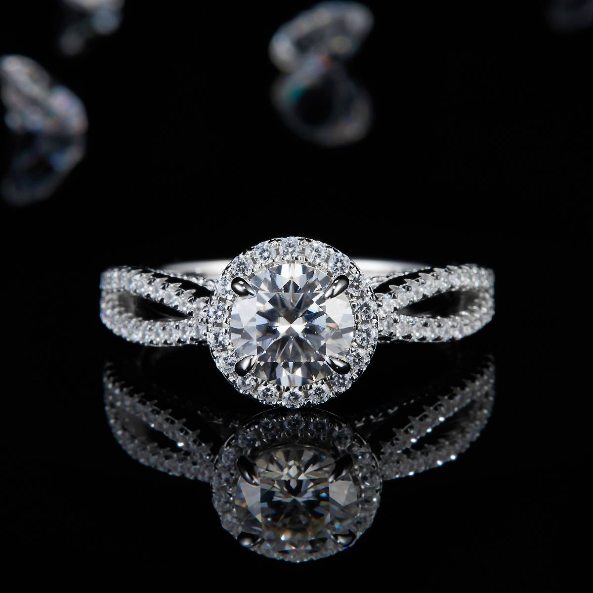 圆包女戒S925银镀白金定制选款主石莫桑钻1.0ct/副石高碳钻