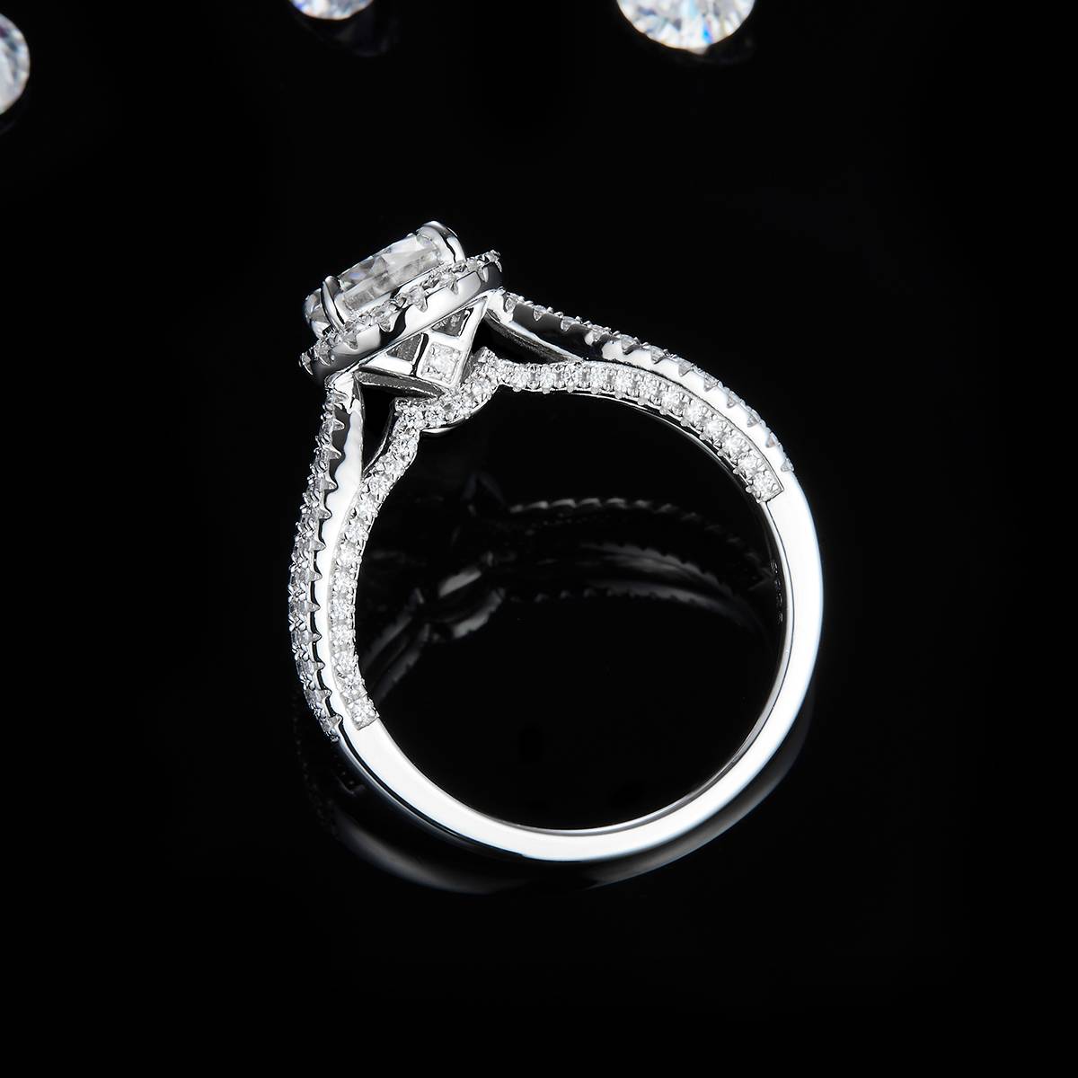 圆包女戒S925银镀白金定制选款主石莫桑钻1.0ct/副石高碳钻