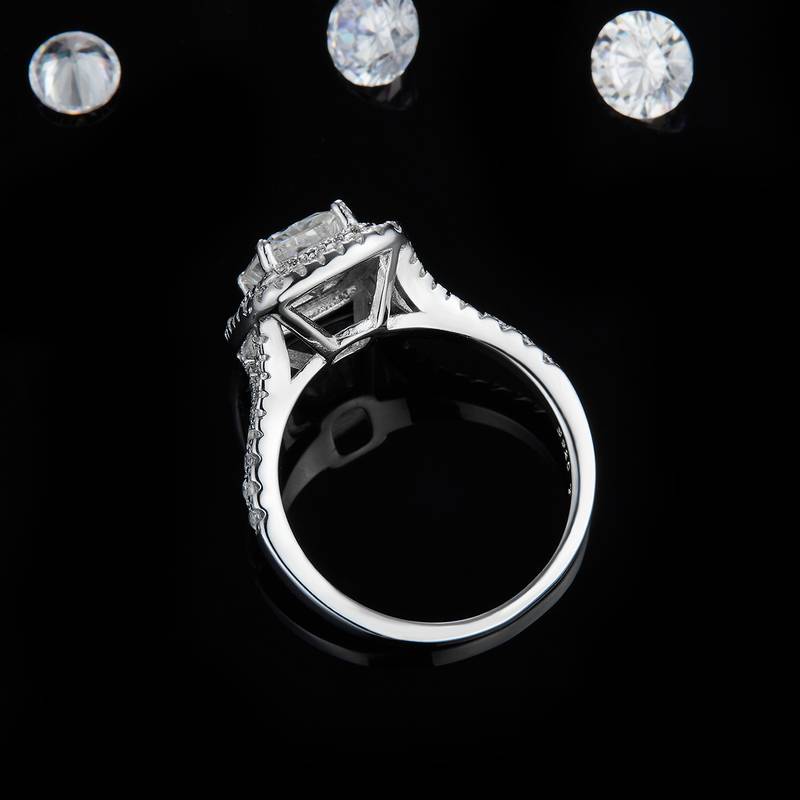 轻奢祖母绿切割女戒S925银镀白金定制选款主石莫桑钻1.0ct/副石高碳钻