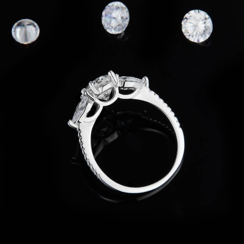 蛋形Women's RingS925银镀白金定制选款主石Moissanite1.5ct/副石高碳钻