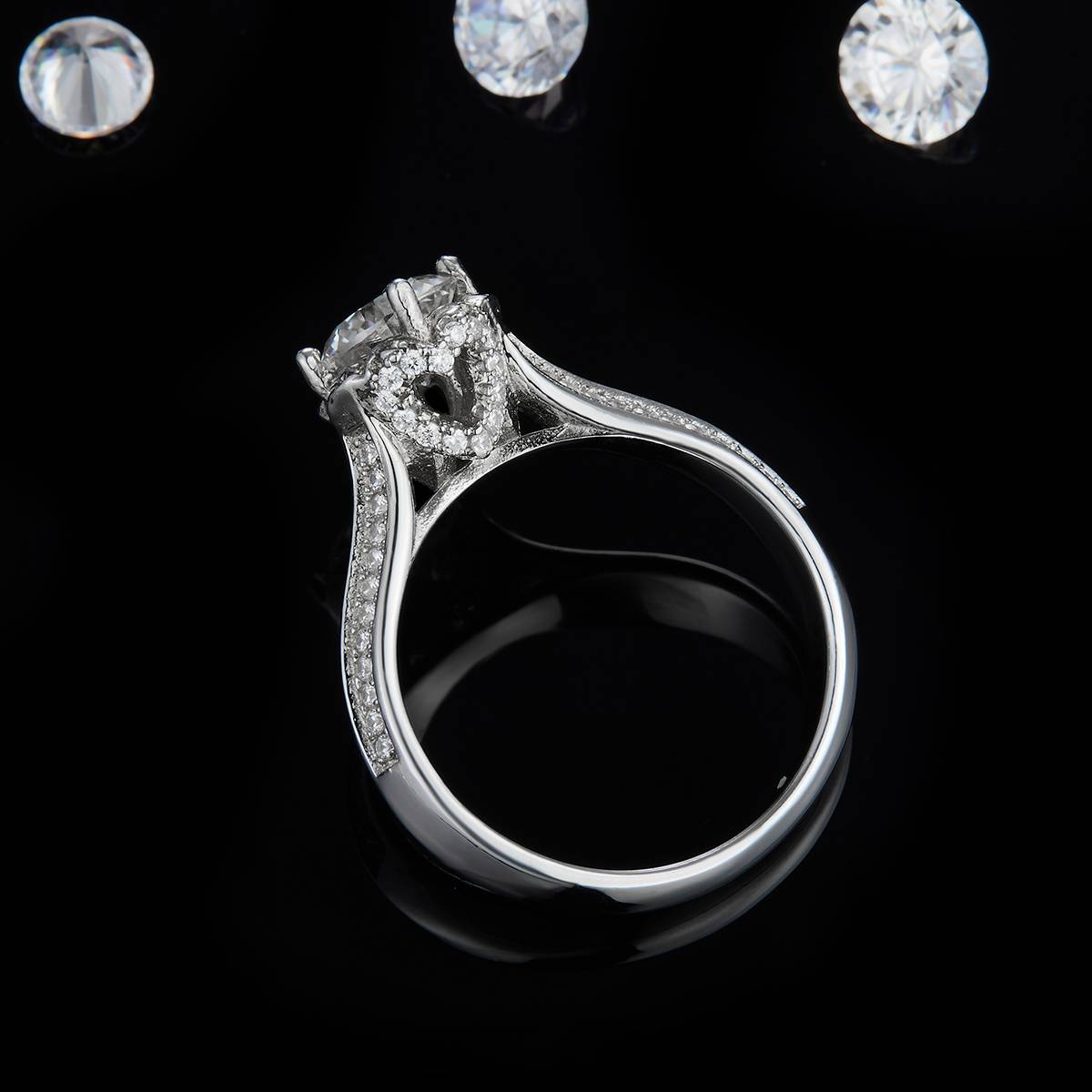 单头女戒S925银镀白金女戒定制选款主石莫桑钻1.0ct/副石高碳钻