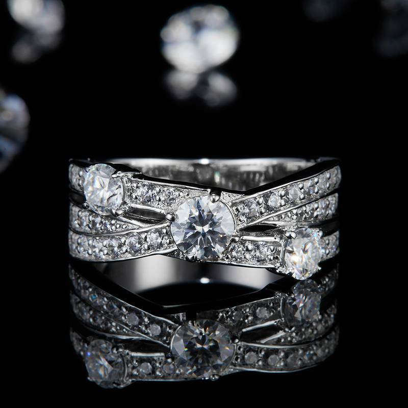 Affordable Luxury满钻Women's RingS925银镀白金定制选款主石Moissanite0.4ct/副石高碳钻