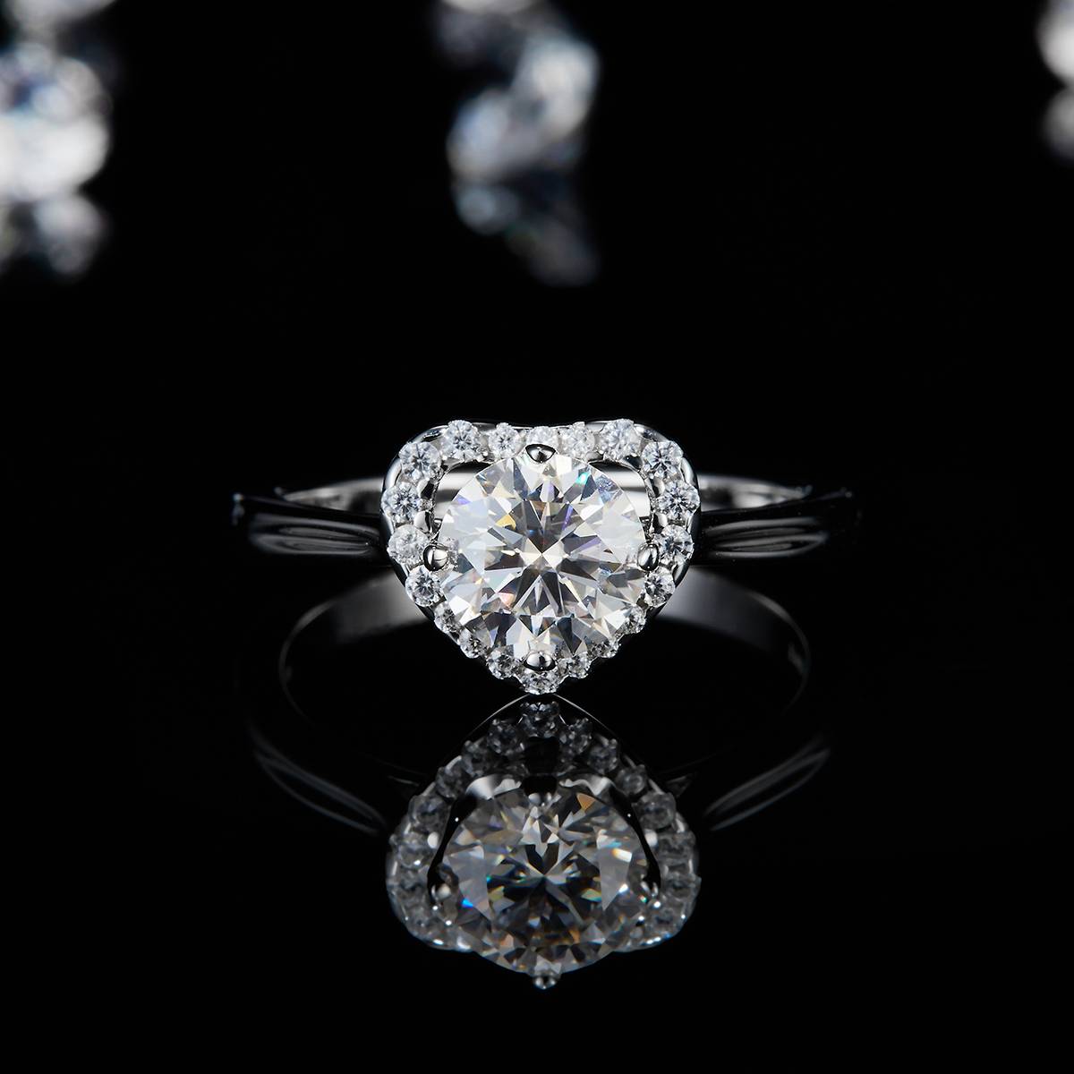 Heart shaped Round Diamond Women's Ring S925 Silver Plated Platinum Customized Selection Main Stone Moissanite Diamond 1.0ct/Secondary Stone High Carbon Diamond