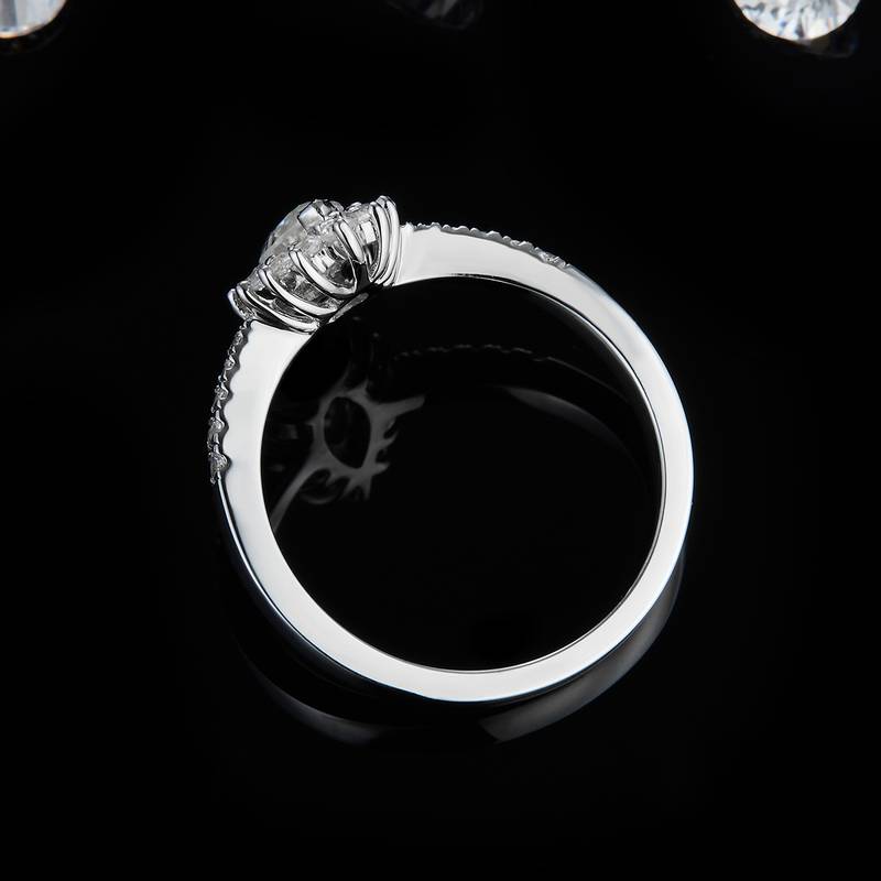 马眼女戒S925银镀白金定制选款主石莫桑钻0.5ct/副石高碳钻