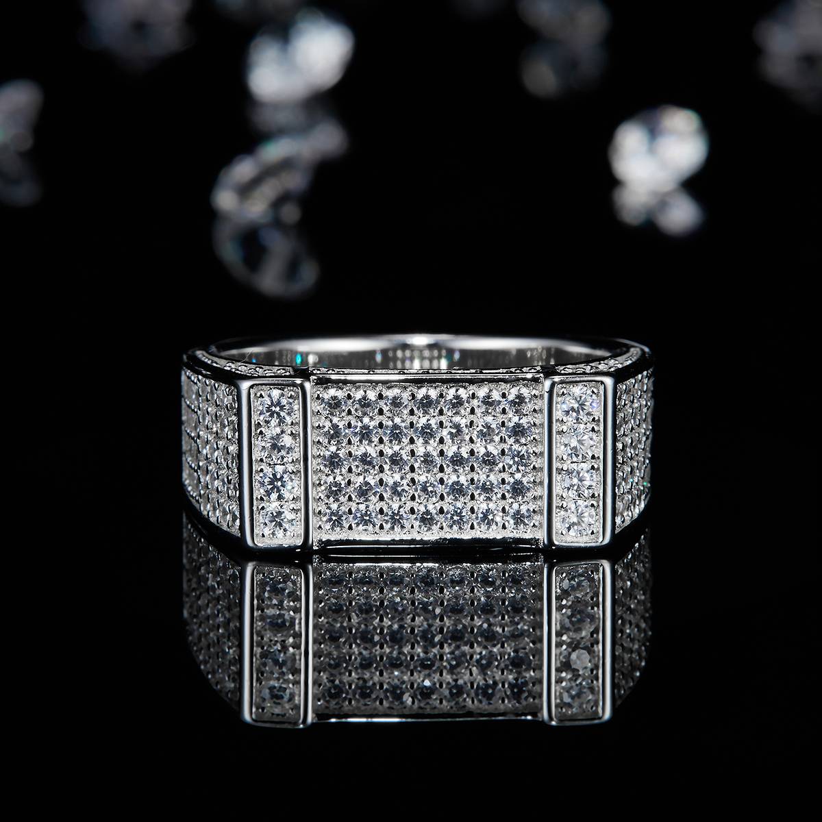 Full Diamond Light Luxury S925 Silver Plated Platinum Men's Ring Customized Selection, Accessory Stone Moissanite Diamond 1.7ct