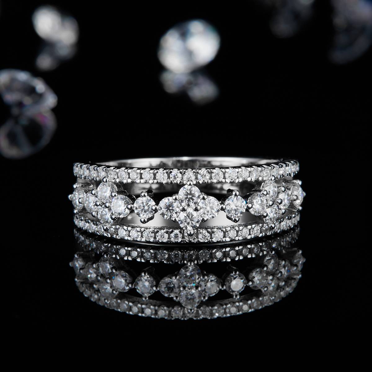 排戒S925银镀白金女戒定制选款副石莫桑钻0.67ct