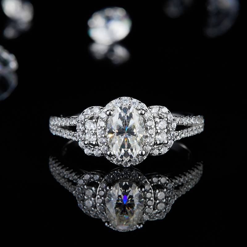 蛋形圆包女戒S925银镀白金女戒定制选款主石莫桑钻1.0ct/副石高碳钻