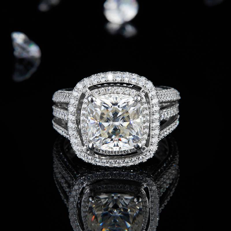 豪华枕形Women's RingS925银镀白金定制选款主石Moissanite3.5ct/副石高碳钻