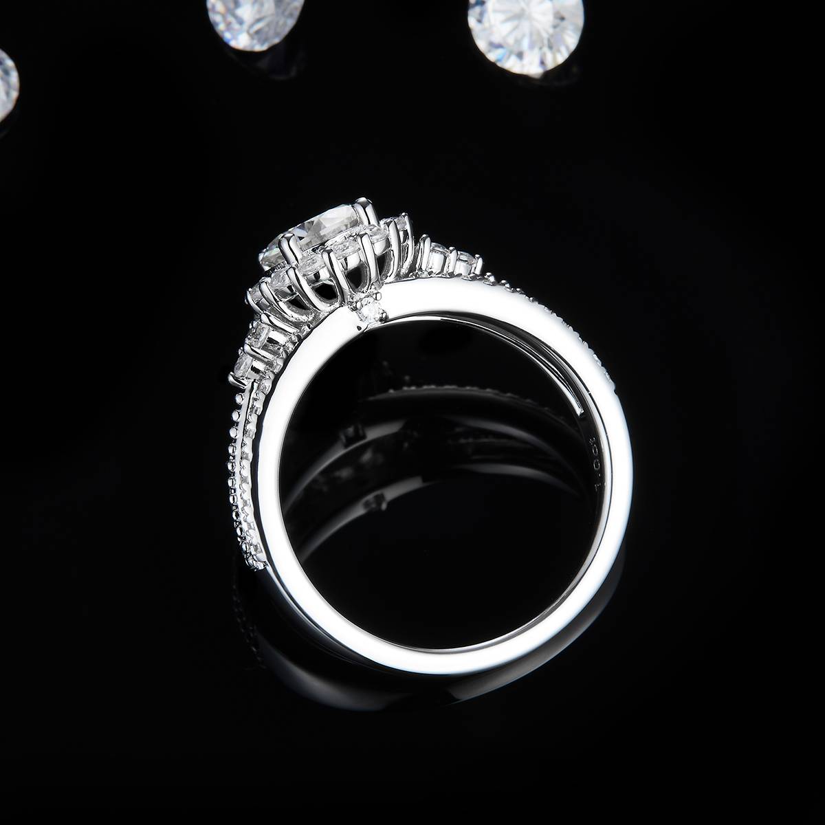 Luxury Full Diamond Women's Ring S925 Silver Plated Platinum Customized Selection Main Stone Moissanite 1.0ct/Secondary Stone High Carbon Diamond