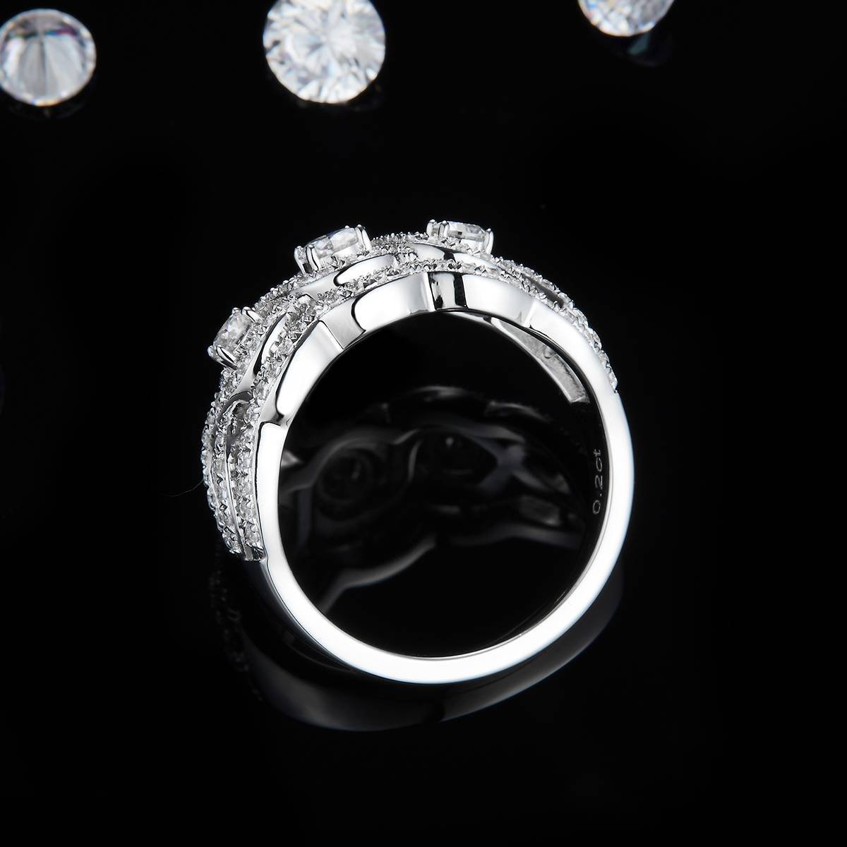 圆包排戒S925银镀白金女戒定制选款主副石莫桑钻0.98ct