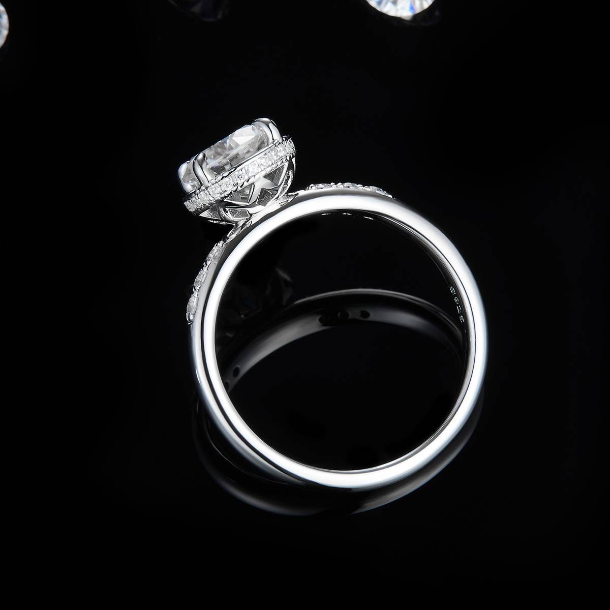 单头女戒S925银镀白金定制选款主石莫桑钻1.2ct/副石高碳钻