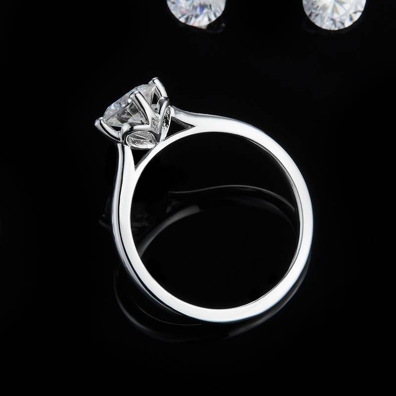 四爪女戒S925银镀白金定制选款主石莫桑钻1.0ct