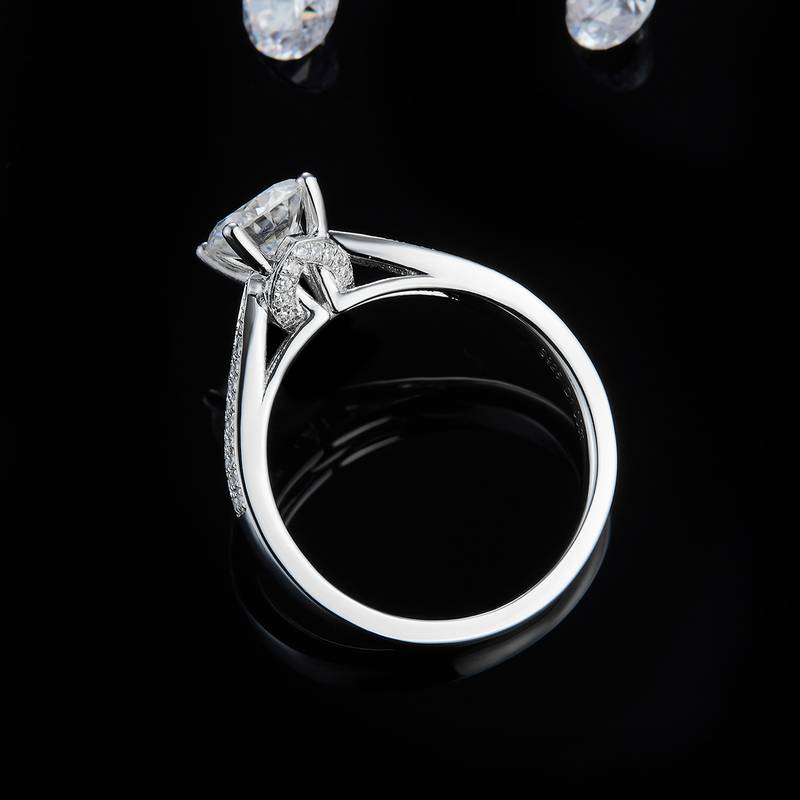 单头女戒S925银镀白金定制选款主石莫桑钻1.0ct/副石高碳钻