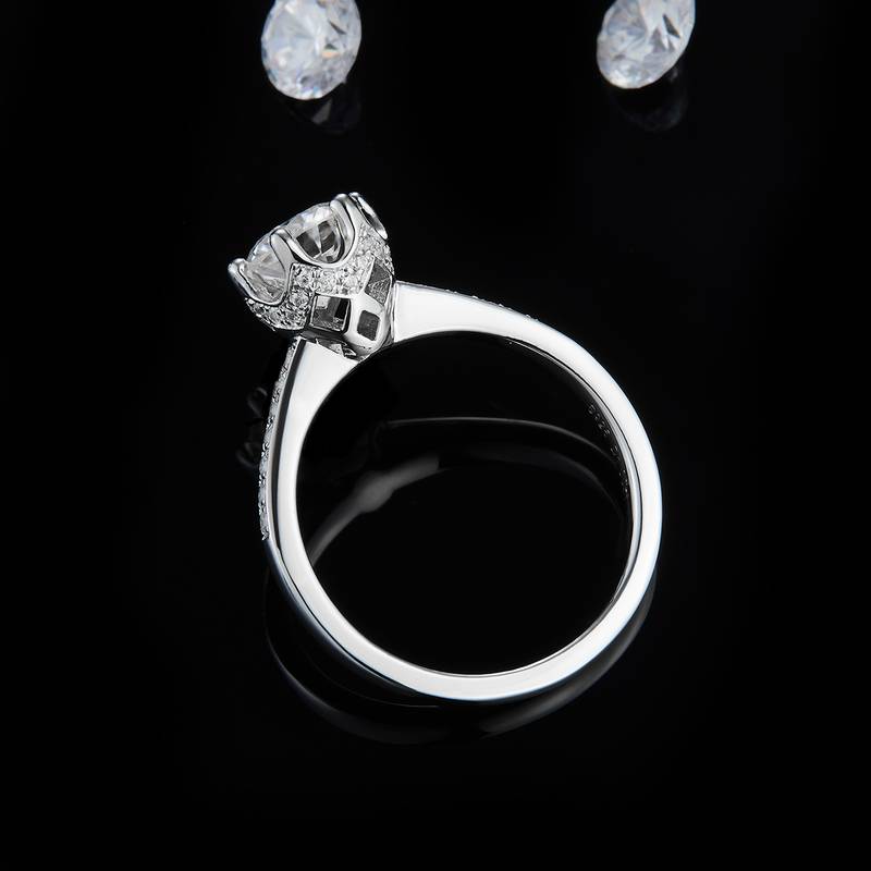 单头女戒S925银镀白金定制选款主石莫桑钻1.0ct/副石高碳钻