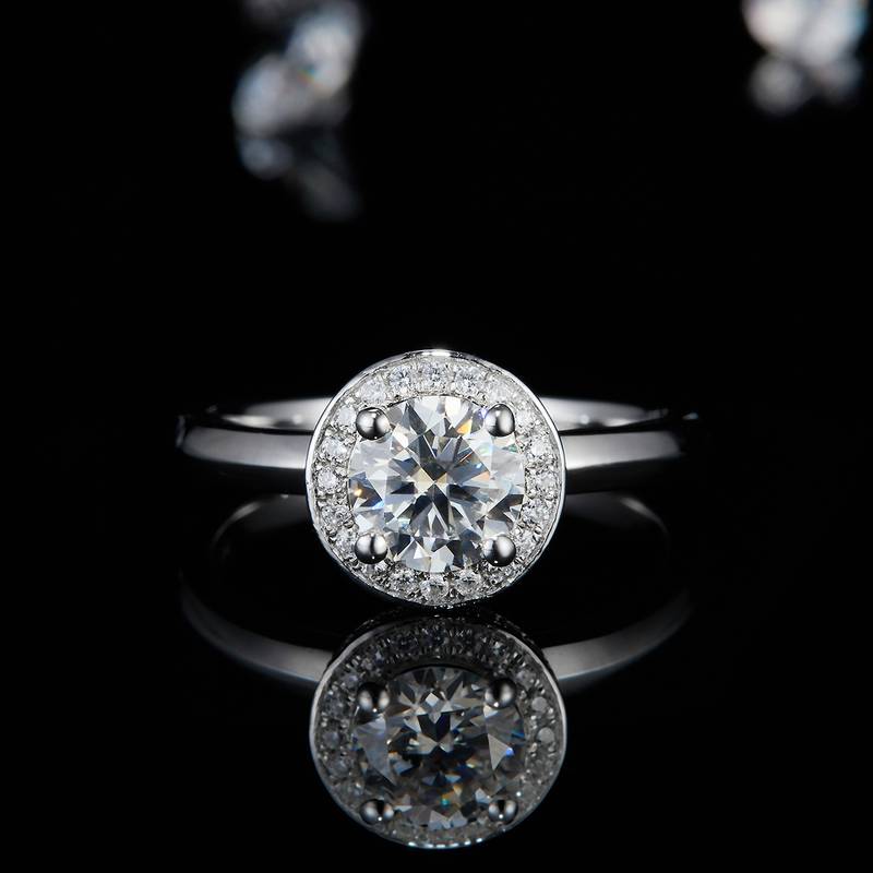 圆包女戒S925银镀白金定制选款主石莫桑钻1.0ct/副石高碳钻