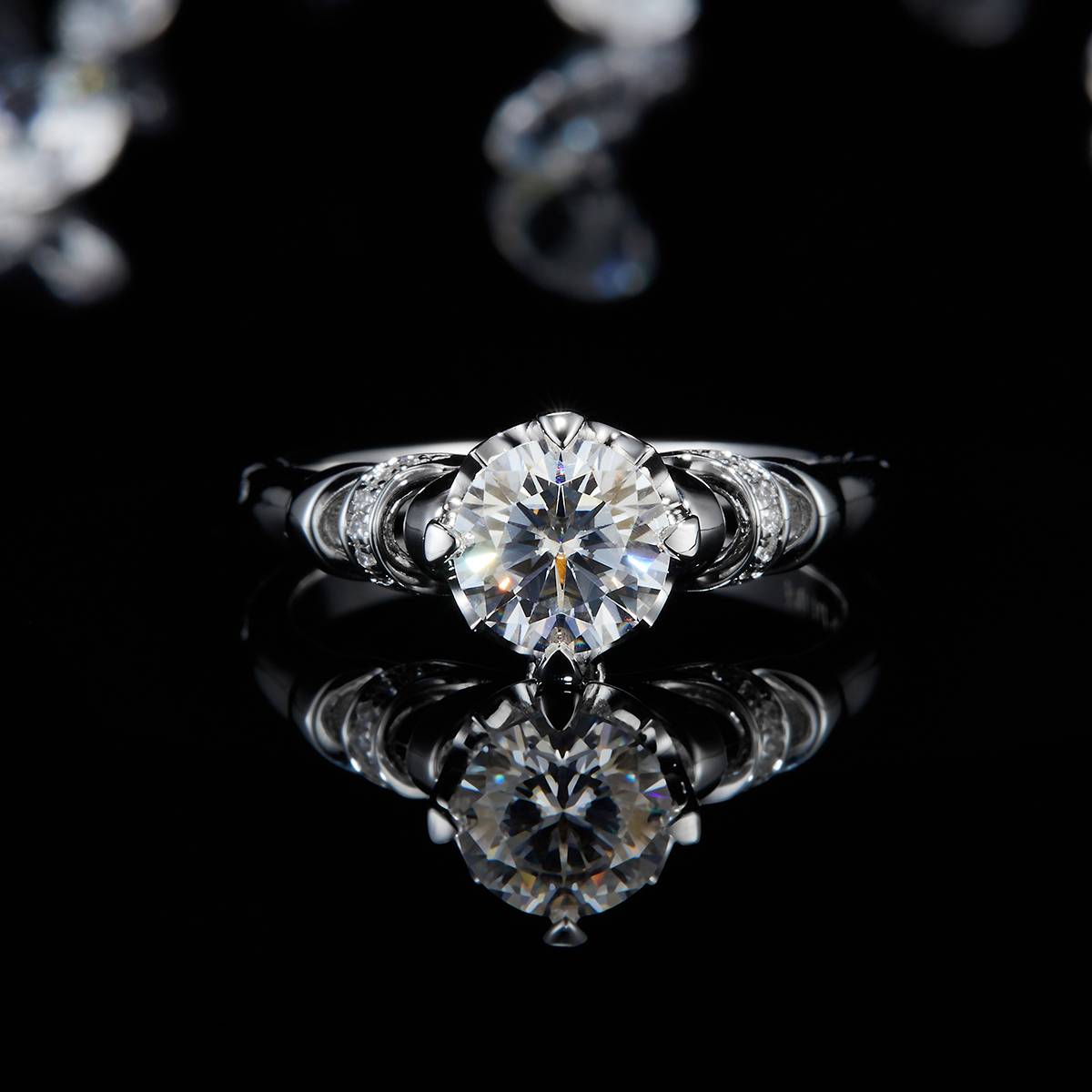 Single Head Women's Ring S925 Silver Plated Platinum Customized Selection Main Stone Moissanite 1.0ct/Sub Stone Cubic Zirconia