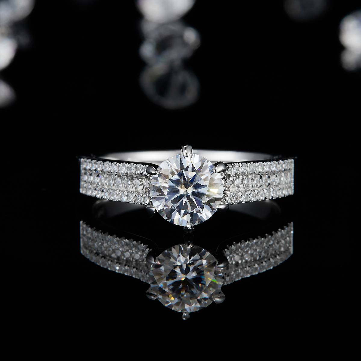 直臂微镶六爪女戒S925银镀白金定制选款主石莫桑钻1.0ct/副石高碳钻