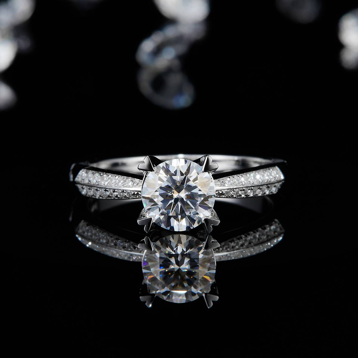 Single Head Women's Ring S925 Silver Plated Platinum Customized Selection Main Stone Moissanite 1.0ct/Sub Stone Cubic Zirconia