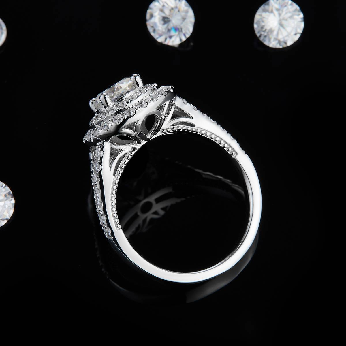 圆包女戒S925银镀白金定制选款主石莫桑钻1.0ct/副石高碳钻