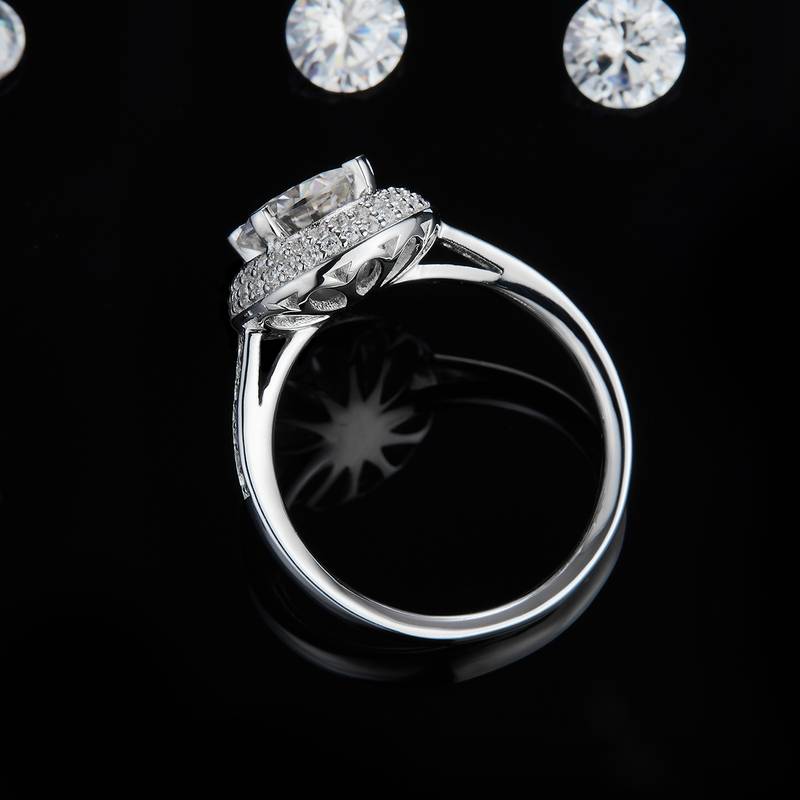 圆包女戒S925银镀白金定制选款主石莫桑钻1.5ct/副石高碳钻