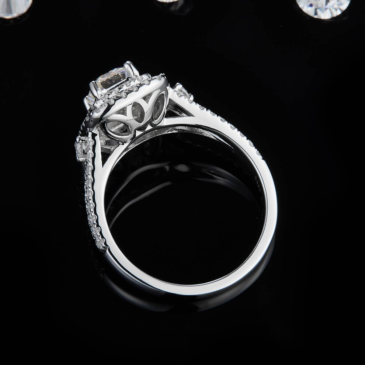 Light Luxury Full Diamond Grandmother Cut Women's Ring S925 Silver Plated Platinum Customized Selection Main Stone Moissanite 1.0ct/Side Stone Cubic Zirconia