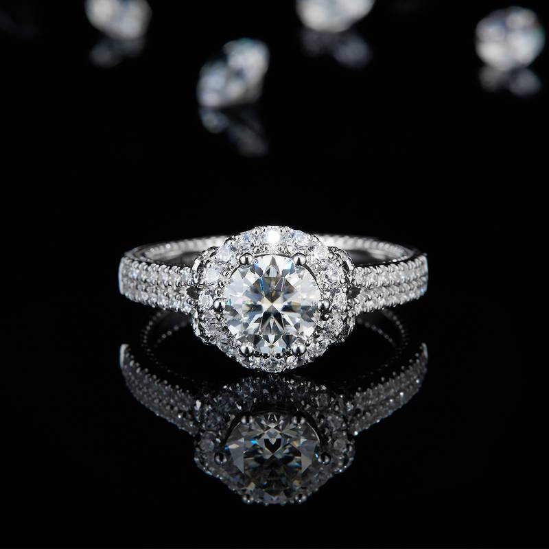 Affordable Luxury满钻Women's RingS925银镀白金定制选款主石Moissanite1.0ct/副石高碳钻