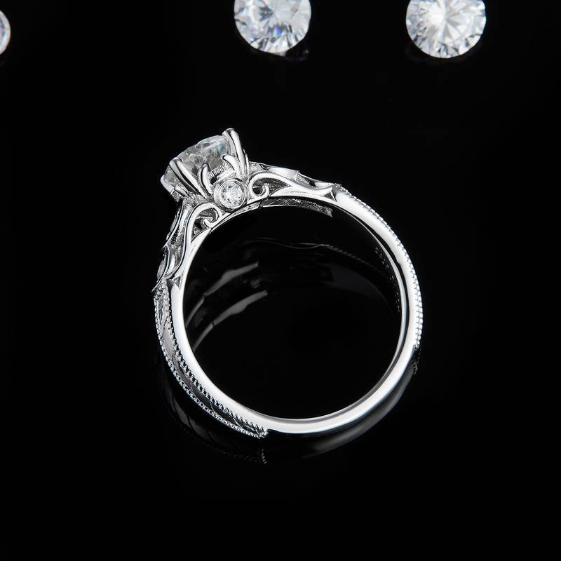 单头Women's RingS925银镀白金定制选款主石Moissanite1.0ct/副石高碳钻