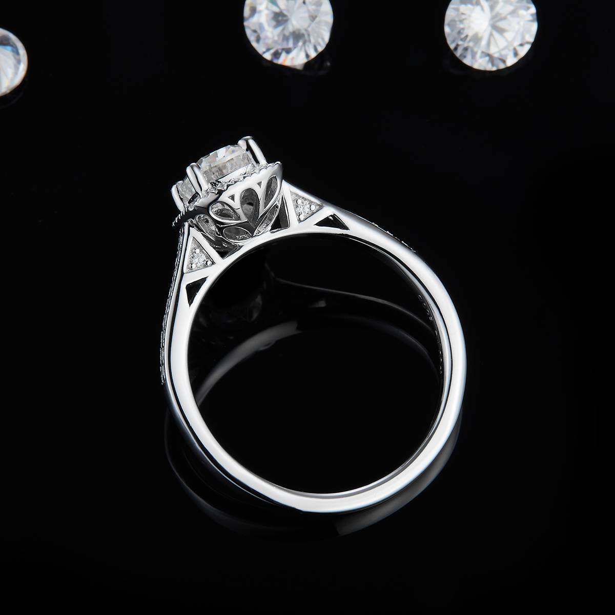 Radiant Round Bag Women's Ring S925 Silver Plated Platinum Customized Selection Main Stone Moissanite 1.0ct/Side Stone Cubic Zirconia